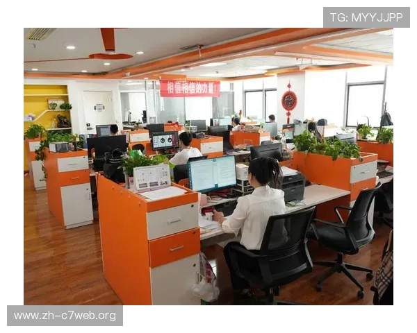 专业的国际真人app客服团队全天候为用户解决各种游戏中遇到的问题与疑问